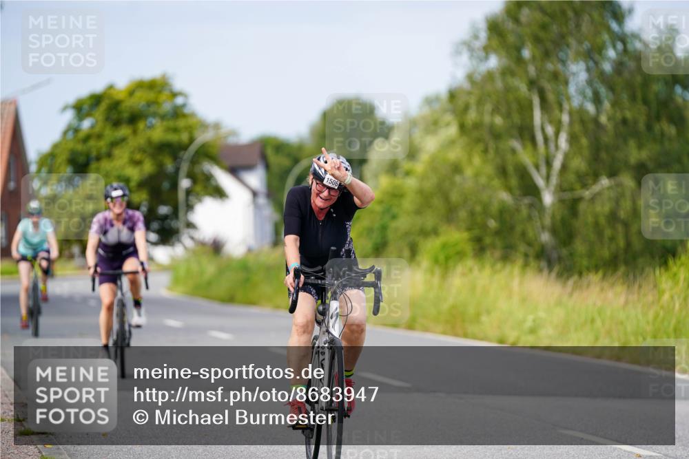 31.08.2025 - Elbe Triathlon Hamburg Michael Burmester http://msf.ph/oto/8683947 31.08.2025 11:15:45 Radfahren 1414, 1420, 1506 meine-sportfotos.de
