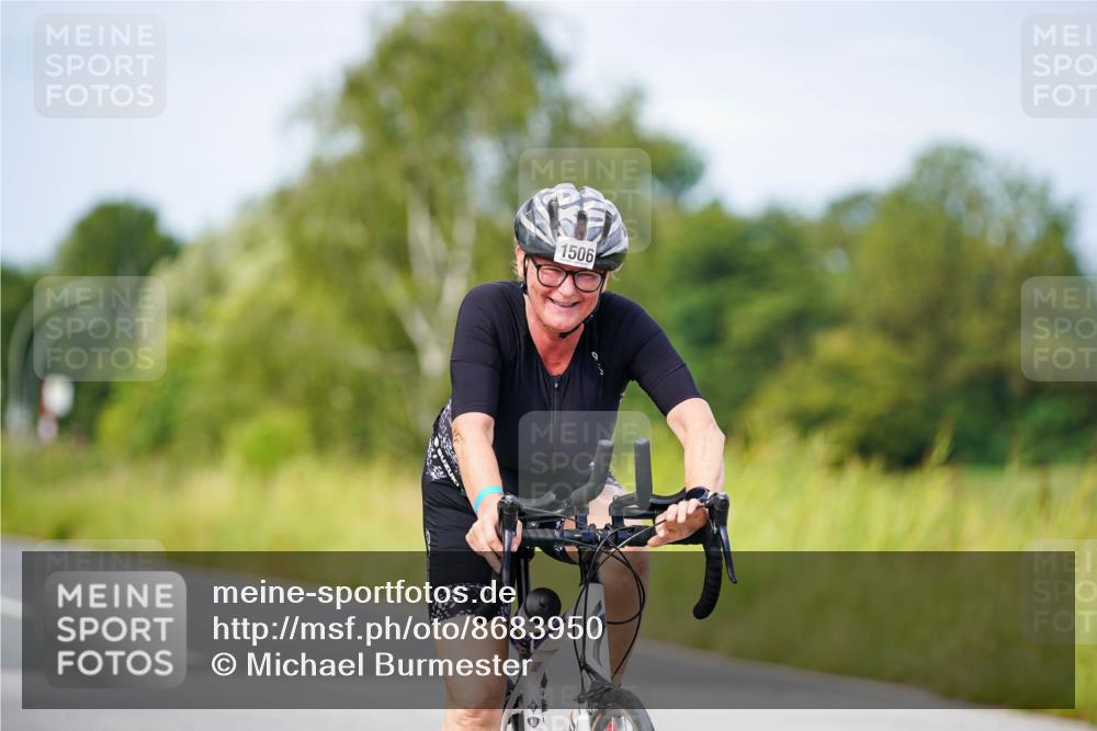 31.08.2025 - Elbe Triathlon Hamburg Michael Burmester http://msf.ph/oto/8683950 31.08.2025 11:15:45 Radfahren 1414, 1420, 1506 meine-sportfotos.de