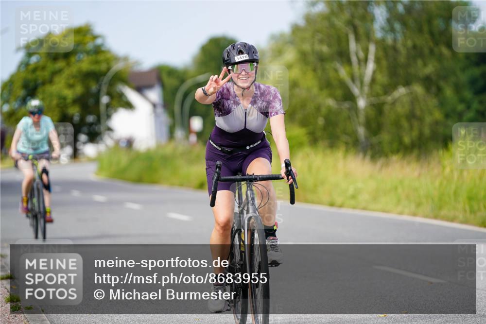 31.08.2025 - Elbe Triathlon Hamburg Michael Burmester http://msf.ph/oto/8683955 31.08.2025 11:15:47 Radfahren 1414, 1420, 1506 meine-sportfotos.de