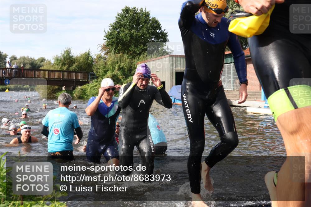 31.08.2025 - Elbe Triathlon Hamburg Luisa Fischer http://msf.ph/oto/8683973 31.08.2025 10:21:38 Schwimmen 1112, 1114, 1139, 1195, 1204, 1205, 1213, 1223, 1238, 1240 meine-sportfotos.de