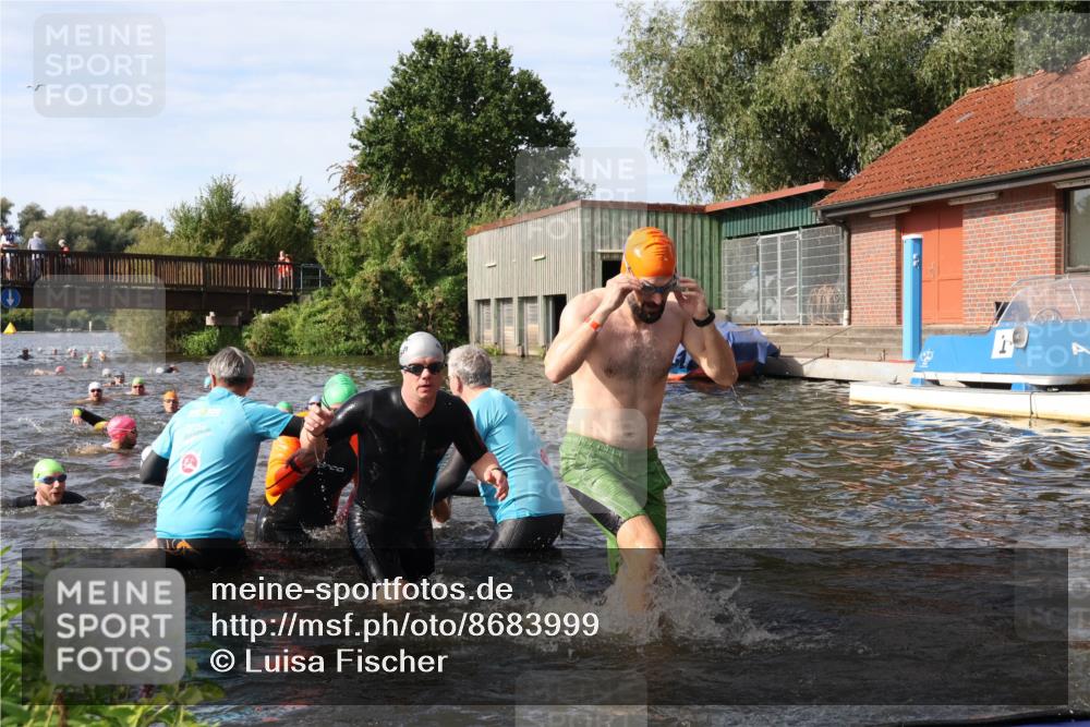 31.08.2025 - Elbe Triathlon Hamburg Luisa Fischer http://msf.ph/oto/8683999 31.08.2025 10:21:47 Schwimmen 1114, 1134, 1139, 1144, 1157, 1168, 1176, 1177, 1204, 1240, 1244 meine-sportfotos.de