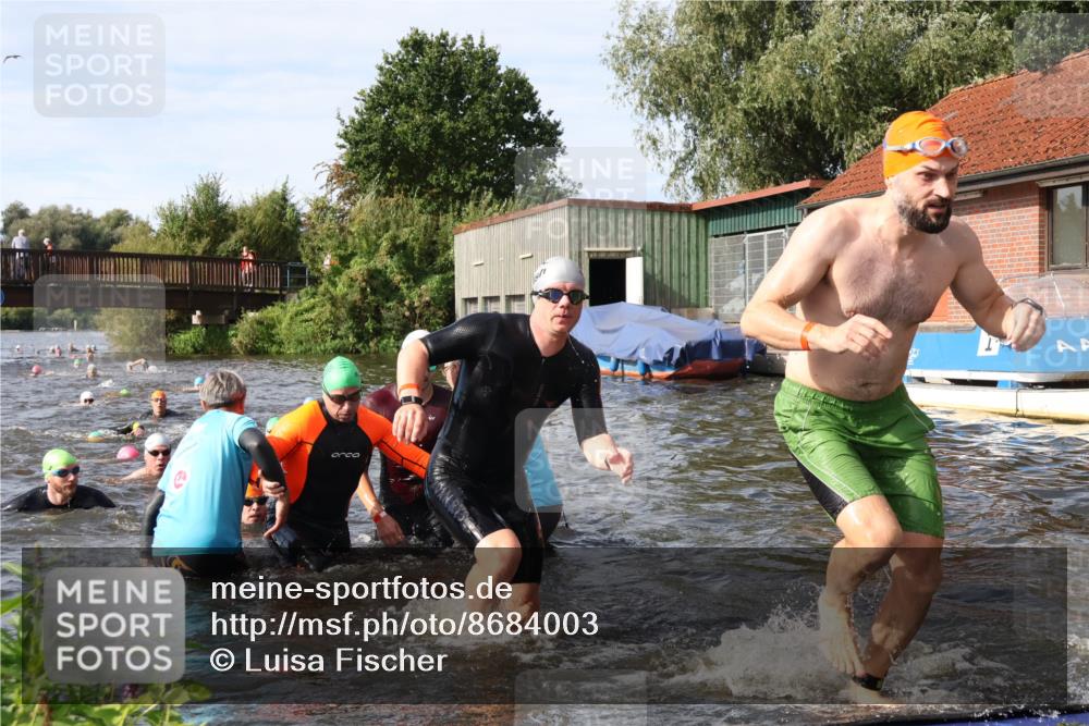 31.08.2025 - Elbe Triathlon Hamburg Luisa Fischer http://msf.ph/oto/8684003 31.08.2025 10:21:48 Schwimmen 1114, 1134, 1144, 1157, 1168, 1176, 1177, 1204, 1240, 1244 meine-sportfotos.de