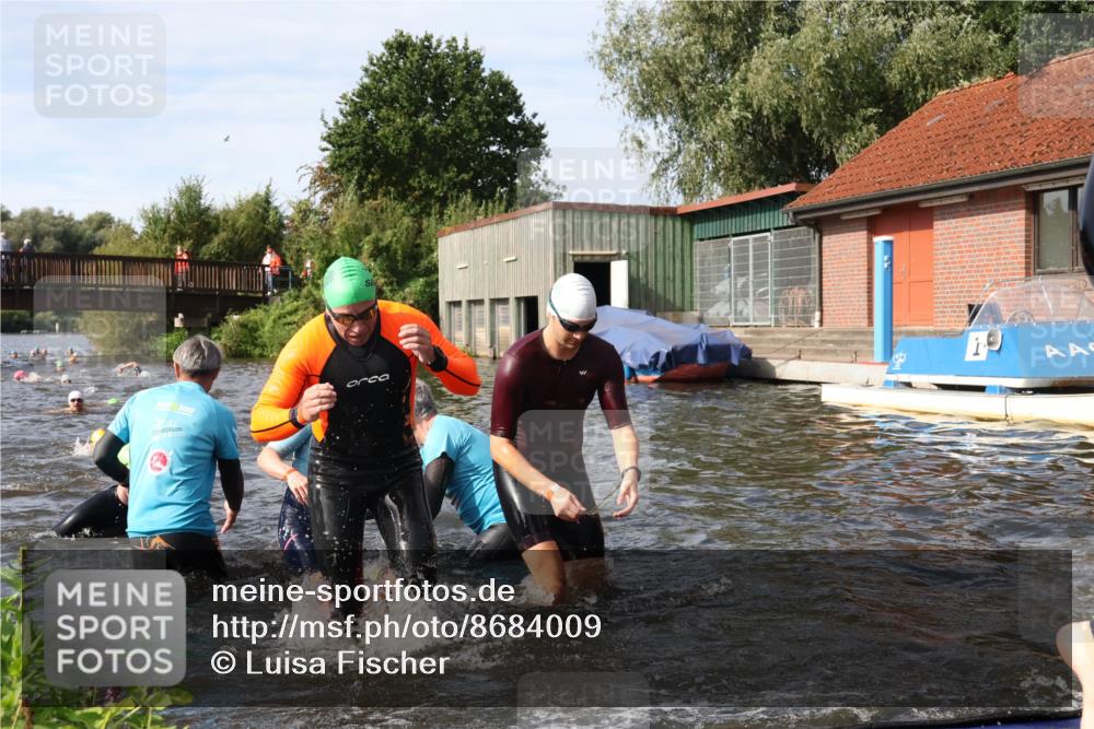 31.08.2025 - Elbe Triathlon Hamburg Luisa Fischer http://msf.ph/oto/8684009 31.08.2025 10:21:49 Schwimmen 1114, 1134, 1144, 1157, 1168, 1176, 1177, 1204, 1229, 1240, 1244 meine-sportfotos.de