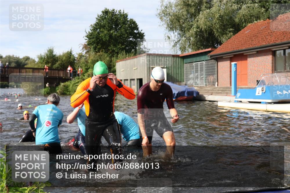 31.08.2025 - Elbe Triathlon Hamburg Luisa Fischer http://msf.ph/oto/8684013 31.08.2025 10:21:50 Schwimmen 1119, 1134, 1144, 1157, 1168, 1176, 1177, 1229, 1240, 1244 meine-sportfotos.de