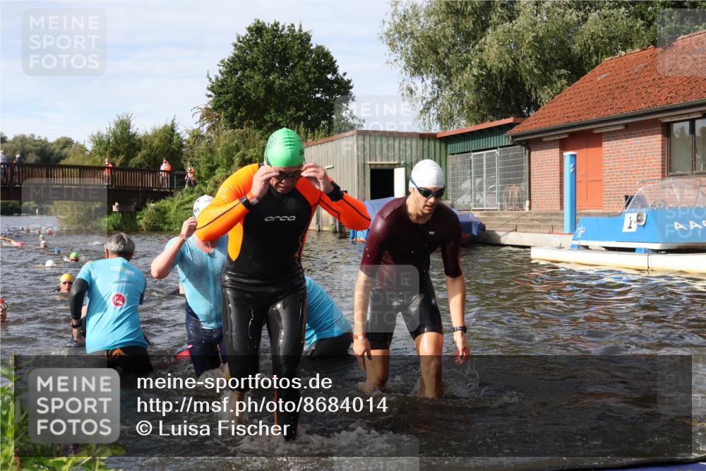 31.08.2025 - Elbe Triathlon Hamburg Luisa Fischer http://msf.ph/oto/8684014 31.08.2025 10:21:50 Schwimmen 1119, 1134, 1144, 1157, 1168, 1176, 1177, 1229, 1240, 1244 meine-sportfotos.de