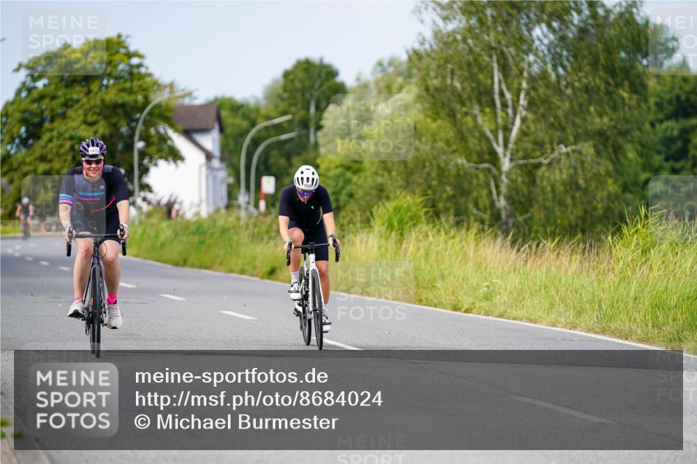 31.08.2025 - Elbe Triathlon Hamburg Michael Burmester http://msf.ph/oto/8684024 31.08.2025 11:16:36 Radfahren 1415, 1534 meine-sportfotos.de