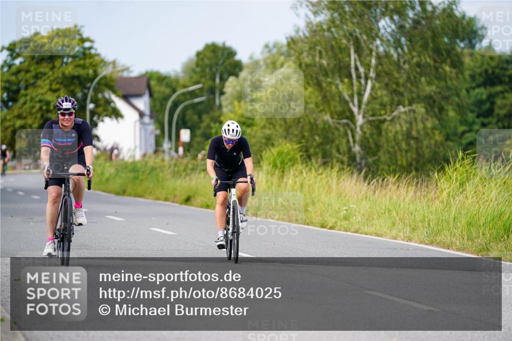 31.08.2025 - Elbe Triathlon Hamburg Michael Burmester http://msf.ph/oto/8684025 31.08.2025 11:16:36 Radfahren 1415, 1534 meine-sportfotos.de