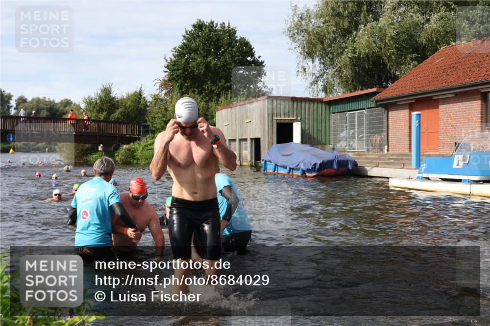 31.08.2025 - Elbe Triathlon Hamburg Luisa Fischer http://msf.ph/oto/8684029 31.08.2025 10:21:56 Schwimmen 1119, 1134, 1144, 1156, 1168, 1177, 1186, 1217, 1229, 1244 meine-sportfotos.de