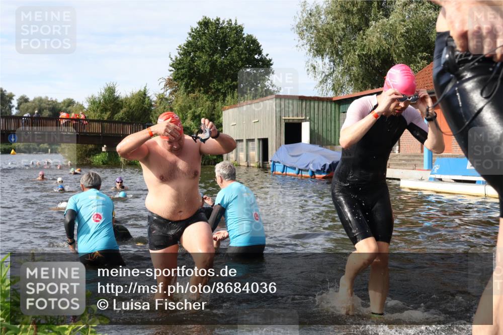 31.08.2025 - Elbe Triathlon Hamburg Luisa Fischer http://msf.ph/oto/8684036 31.08.2025 10:21:59 Schwimmen 1119, 1134, 1156, 1186, 1217, 1229, 1243 meine-sportfotos.de