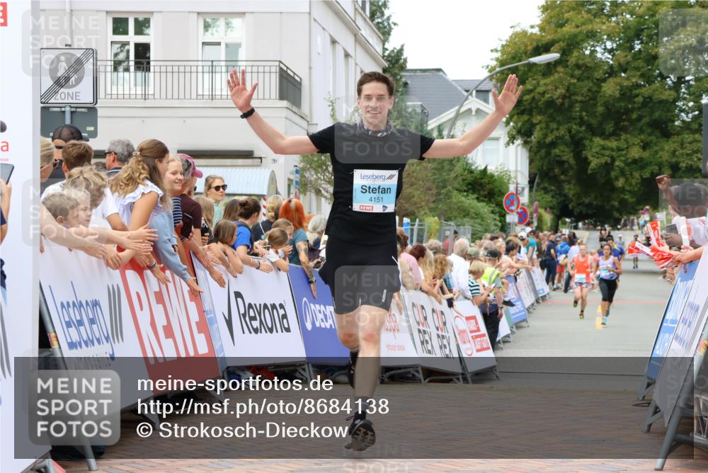 31.08.2025 - 21. Blankeneser Heldenlauf Strokosch-Dieckow http://msf.ph/oto/8684138 31.08.2025 12:03:20 Ziel 4151 meine-sportfotos.de