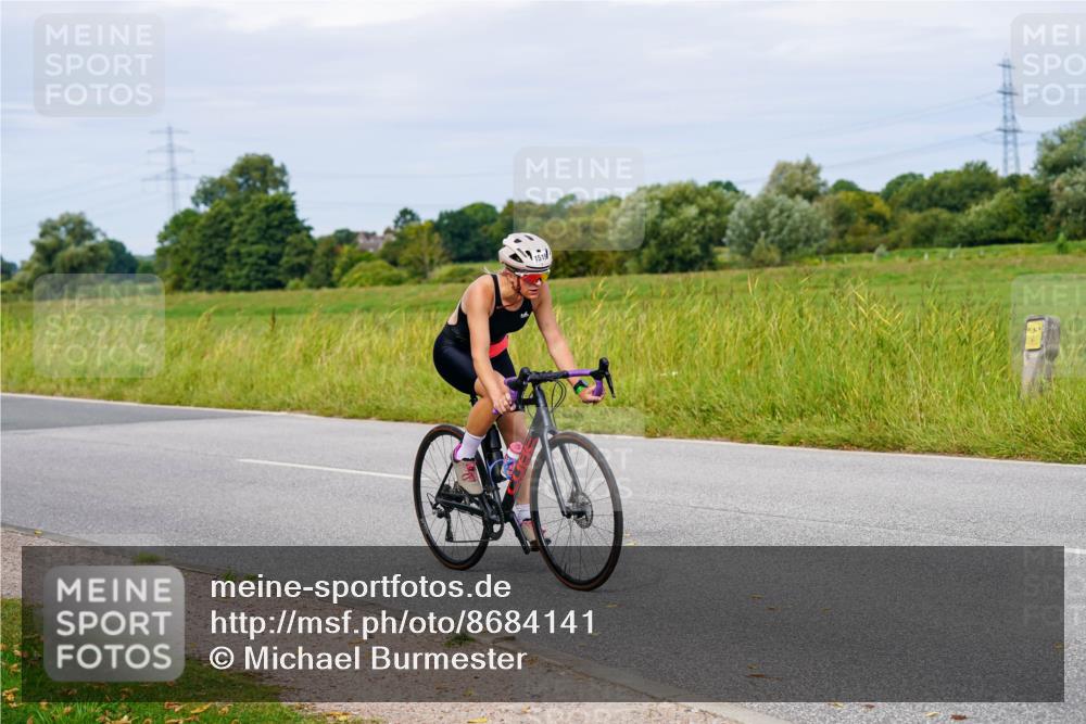 31.08.2025 - Elbe Triathlon Hamburg Michael Burmester http://msf.ph/oto/8684141 31.08.2025 11:18:20 Radfahren 1399, 1426, 1459, 1512, 1519 meine-sportfotos.de