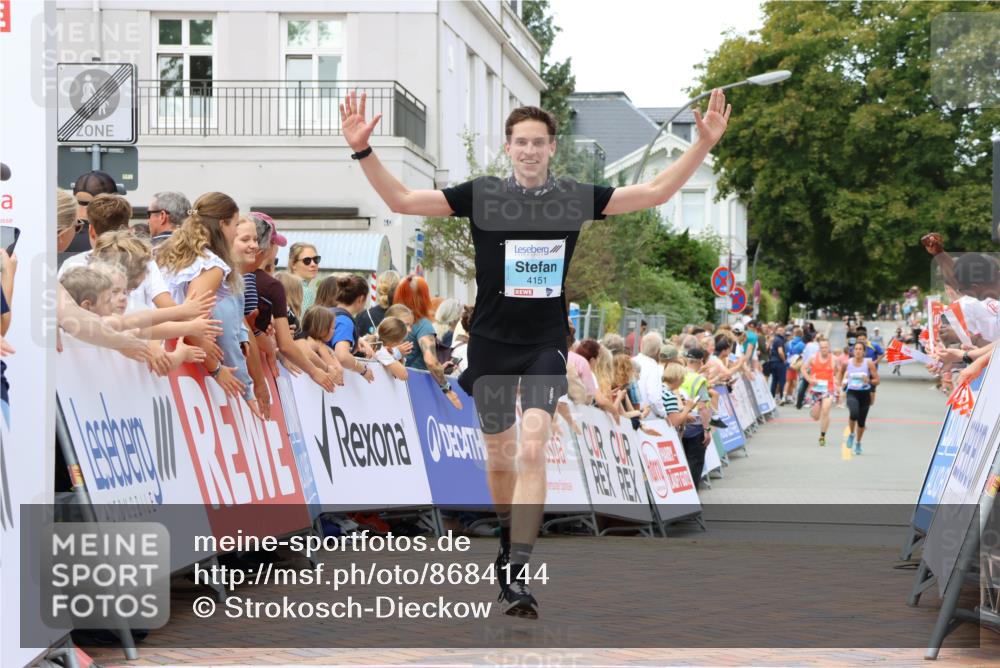 31.08.2025 - 21. Blankeneser Heldenlauf Strokosch-Dieckow http://msf.ph/oto/8684144 31.08.2025 12:03:20 Ziel 4151 meine-sportfotos.de