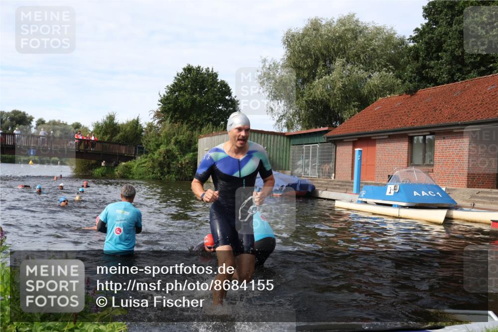 31.08.2025 - Elbe Triathlon Hamburg Luisa Fischer http://msf.ph/oto/8684155 31.08.2025 10:22:54 Schwimmen 1125, 1220 meine-sportfotos.de