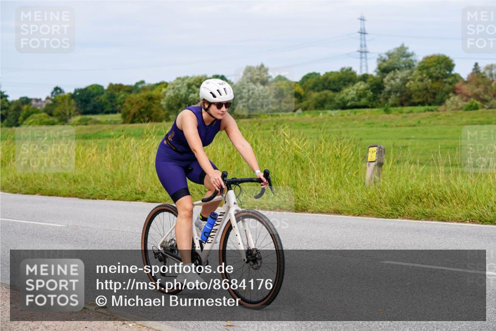 31.08.2025 - Elbe Triathlon Hamburg Michael Burmester http://msf.ph/oto/8684176 31.08.2025 11:18:38 Radfahren 1362, 1423, 1612 meine-sportfotos.de