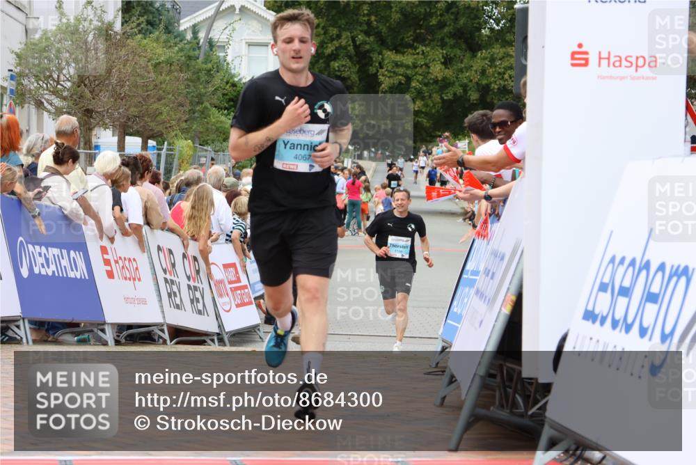 31.08.2025 - 21. Blankeneser Heldenlauf Strokosch-Dieckow http://msf.ph/oto/8684300 31.08.2025 12:03:01 Ziel 4067, 4361 meine-sportfotos.de