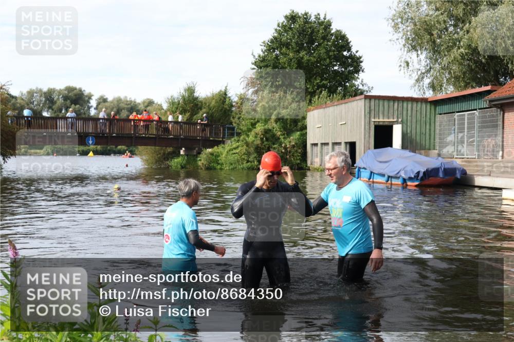 31.08.2025 - Elbe Triathlon Hamburg Luisa Fischer http://msf.ph/oto/8684350 31.08.2025 10:25:13 Schwimmen 1207 meine-sportfotos.de