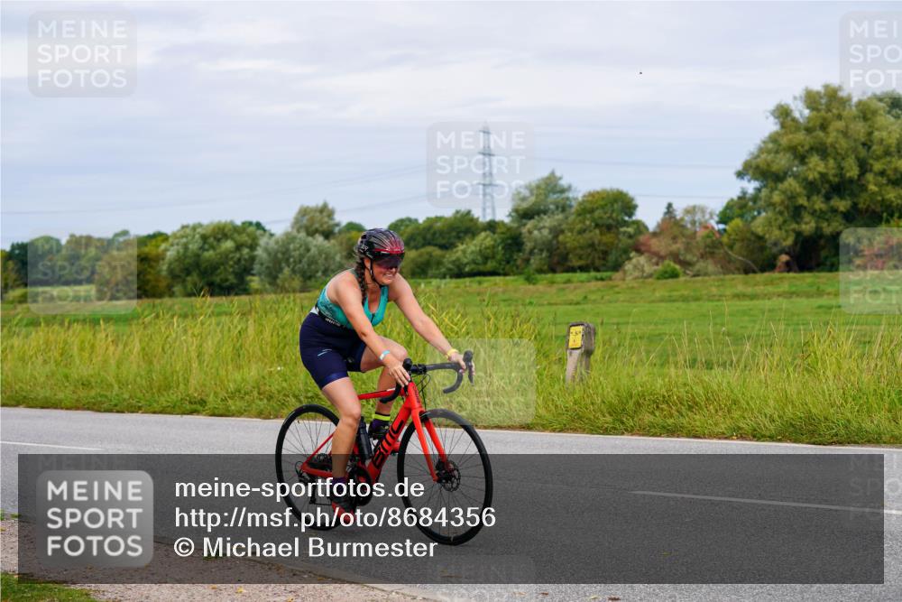31.08.2025 - Elbe Triathlon Hamburg Michael Burmester http://msf.ph/oto/8684356 31.08.2025 11:20:09 Radfahren 1348, 1453, 1572 meine-sportfotos.de