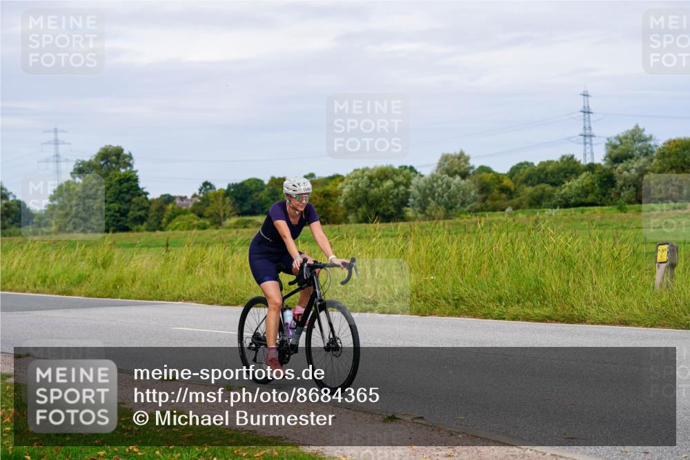 31.08.2025 - Elbe Triathlon Hamburg Michael Burmester http://msf.ph/oto/8684365 31.08.2025 11:20:13 Radfahren 1348, 1453, 1536, 1571, 1586 meine-sportfotos.de