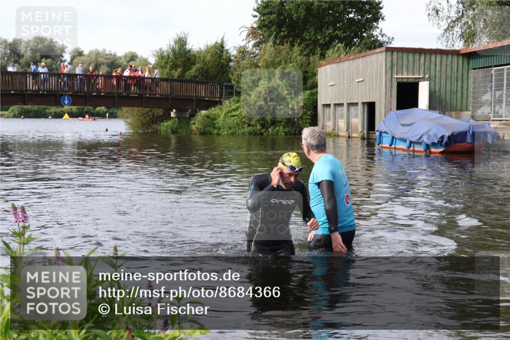 31.08.2025 - Elbe Triathlon Hamburg Luisa Fischer http://msf.ph/oto/8684366 31.08.2025 10:25:41 Schwimmen 1192 meine-sportfotos.de