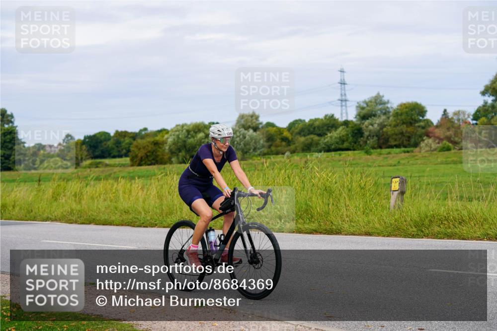 31.08.2025 - Elbe Triathlon Hamburg Michael Burmester http://msf.ph/oto/8684369 31.08.2025 11:20:14 Radfahren 1348, 1536, 1571, 1586 meine-sportfotos.de