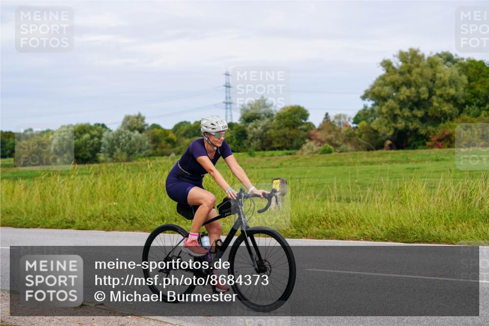 31.08.2025 - Elbe Triathlon Hamburg Michael Burmester http://msf.ph/oto/8684373 31.08.2025 11:20:14 Radfahren 1348, 1536, 1571, 1586 meine-sportfotos.de