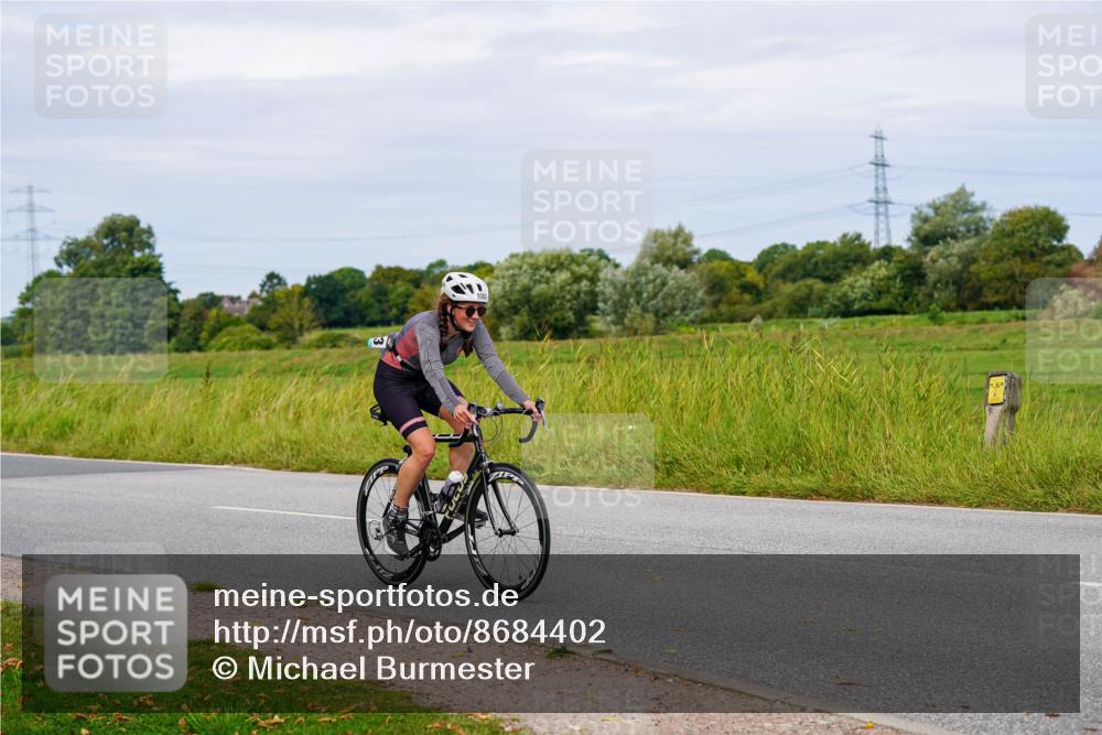 31.08.2025 - Elbe Triathlon Hamburg Michael Burmester http://msf.ph/oto/8684402 31.08.2025 11:20:27 Radfahren 1455, 1553 meine-sportfotos.de