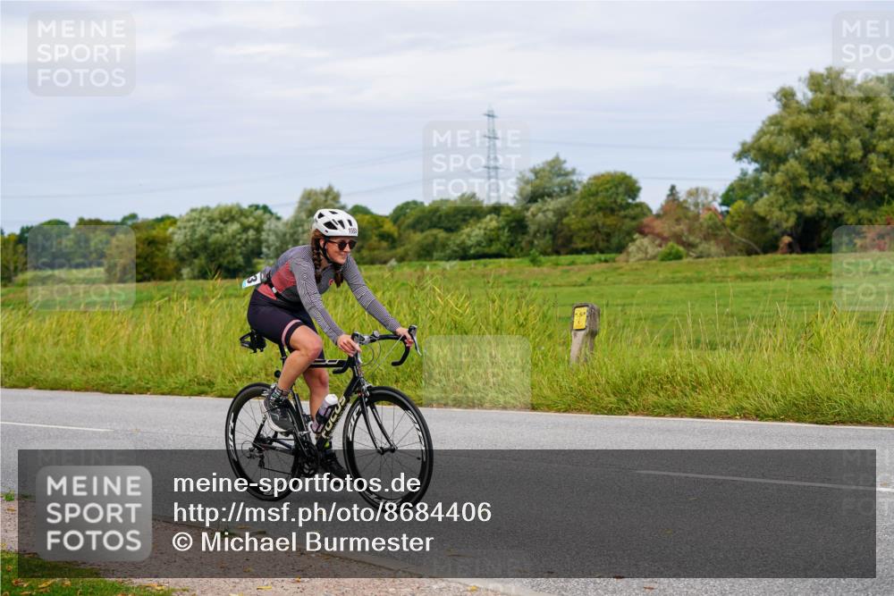 31.08.2025 - Elbe Triathlon Hamburg Michael Burmester http://msf.ph/oto/8684406 31.08.2025 11:20:27 Radfahren 1455, 1553 meine-sportfotos.de
