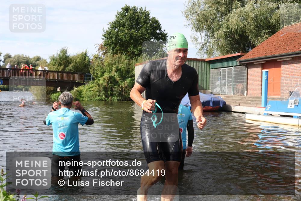 31.08.2025 - Elbe Triathlon Hamburg Luisa Fischer http://msf.ph/oto/8684419 31.08.2025 10:27:44 Schwimmen 1291 meine-sportfotos.de
