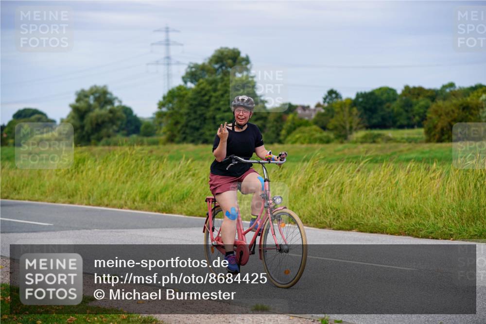 31.08.2025 - Elbe Triathlon Hamburg Michael Burmester http://msf.ph/oto/8684425 31.08.2025 11:20:44 Radfahren 1349, 1507, 1523 meine-sportfotos.de