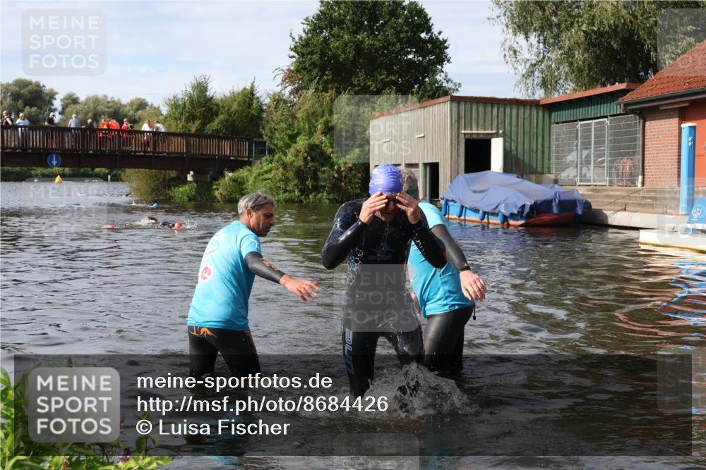 31.08.2025 - Elbe Triathlon Hamburg Luisa Fischer http://msf.ph/oto/8684426 31.08.2025 10:28:01 Schwimmen 1287 meine-sportfotos.de