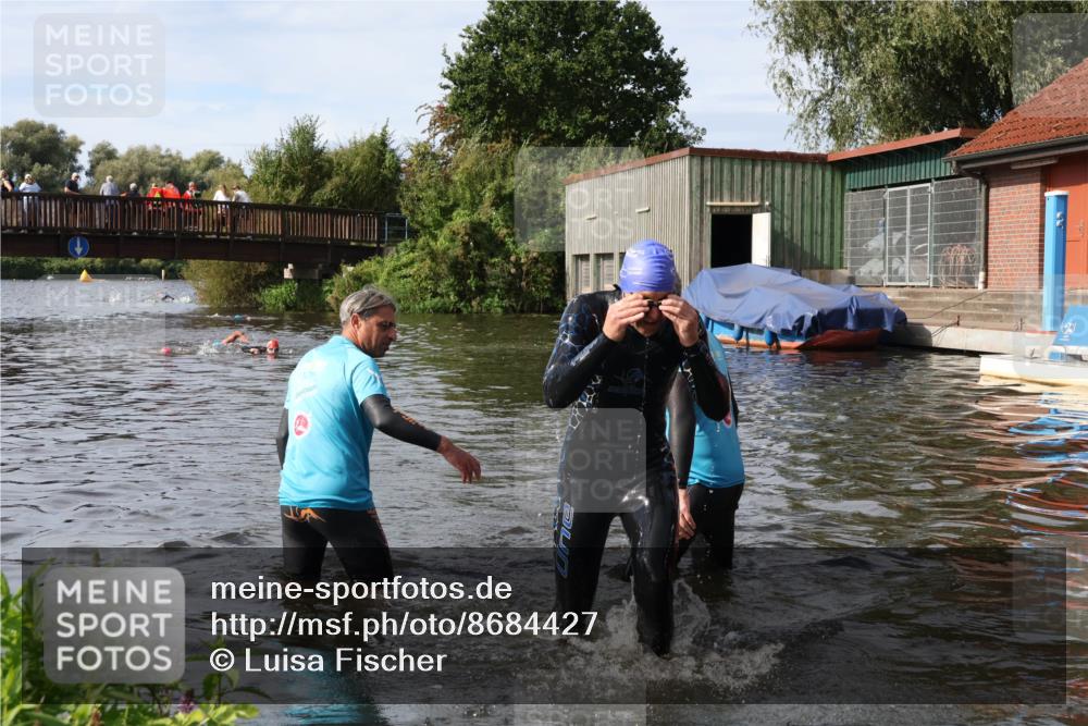 31.08.2025 - Elbe Triathlon Hamburg Luisa Fischer http://msf.ph/oto/8684427 31.08.2025 10:28:01 Schwimmen 1287 meine-sportfotos.de