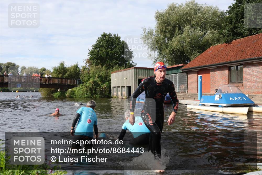 31.08.2025 - Elbe Triathlon Hamburg Luisa Fischer http://msf.ph/oto/8684443 31.08.2025 10:28:23 Schwimmen 1278, 1315 meine-sportfotos.de