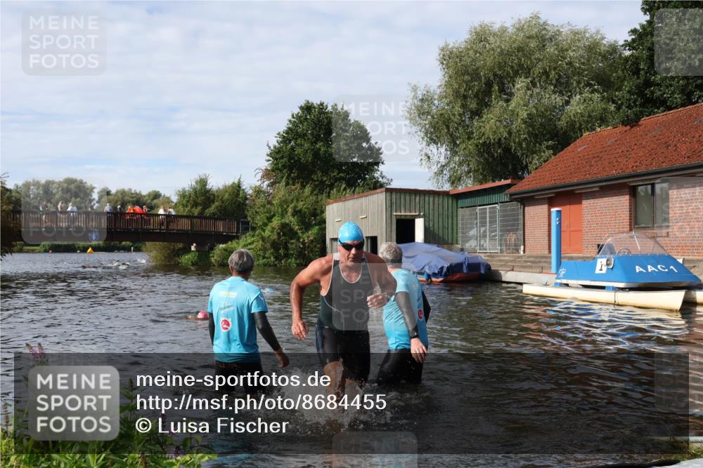 31.08.2025 - Elbe Triathlon Hamburg Luisa Fischer http://msf.ph/oto/8684455 31.08.2025 10:28:26 Schwimmen 1278, 1315 meine-sportfotos.de