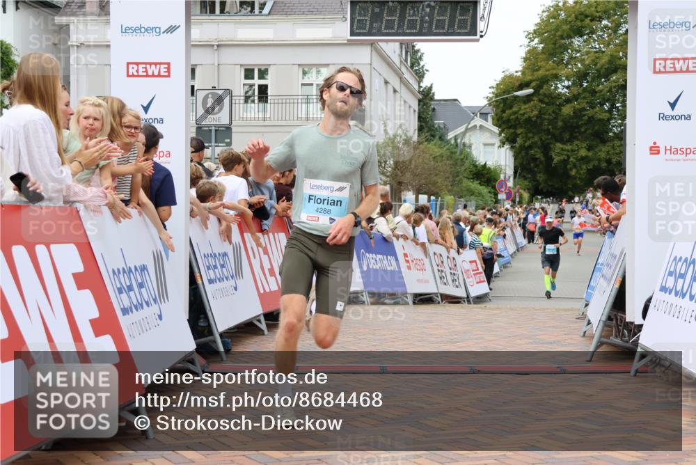 31.08.2025 - 21. Blankeneser Heldenlauf Strokosch-Dieckow http://msf.ph/oto/8684468 31.08.2025 12:02:40 Ziel 4288 meine-sportfotos.de