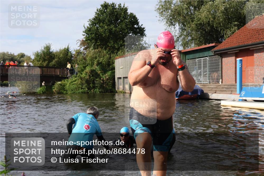 31.08.2025 - Elbe Triathlon Hamburg Luisa Fischer http://msf.ph/oto/8684478 31.08.2025 10:28:41 Schwimmen 1172, 1272 meine-sportfotos.de