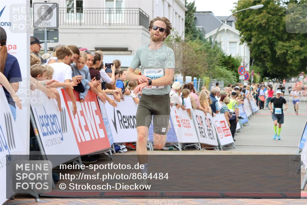 31.08.2025 - 21. Blankeneser Heldenlauf Strokosch-Dieckow http://msf.ph/oto/8684484 31.08.2025 12:02:39 Ziel 4288 meine-sportfotos.de