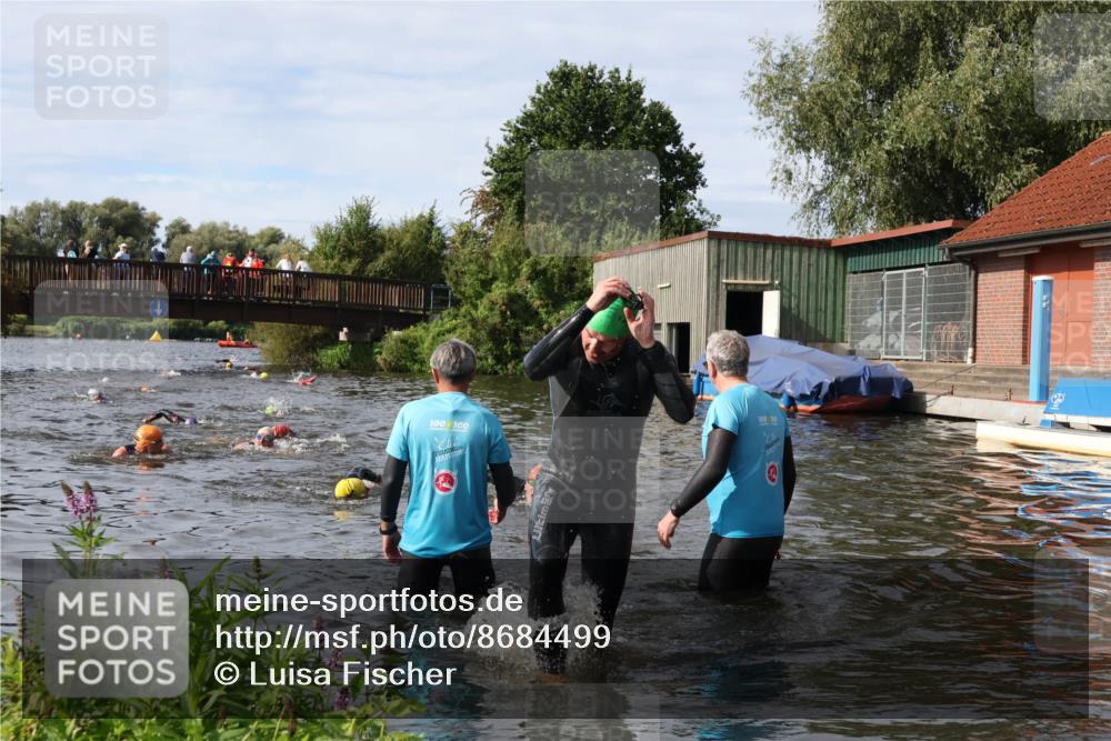 31.08.2025 - Elbe Triathlon Hamburg Luisa Fischer http://msf.ph/oto/8684499 31.08.2025 10:29:14 Schwimmen 1161, 1258, 1298 meine-sportfotos.de