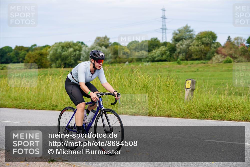 31.08.2025 - Elbe Triathlon Hamburg Michael Burmester http://msf.ph/oto/8684508 31.08.2025 11:21:09 Radfahren 1464, 1552 meine-sportfotos.de