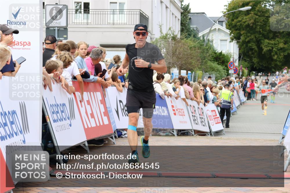 31.08.2025 - 21. Blankeneser Heldenlauf Strokosch-Dieckow http://msf.ph/oto/8684545 31.08.2025 12:02:32 Ziel  meine-sportfotos.de