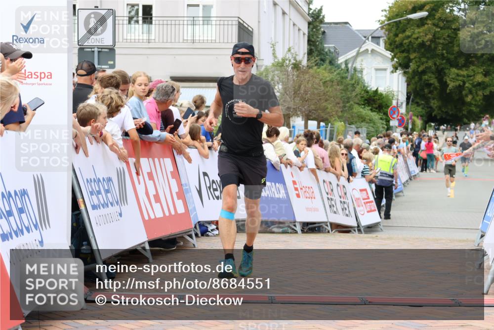 31.08.2025 - 21. Blankeneser Heldenlauf Strokosch-Dieckow http://msf.ph/oto/8684551 31.08.2025 12:02:32 Ziel  meine-sportfotos.de