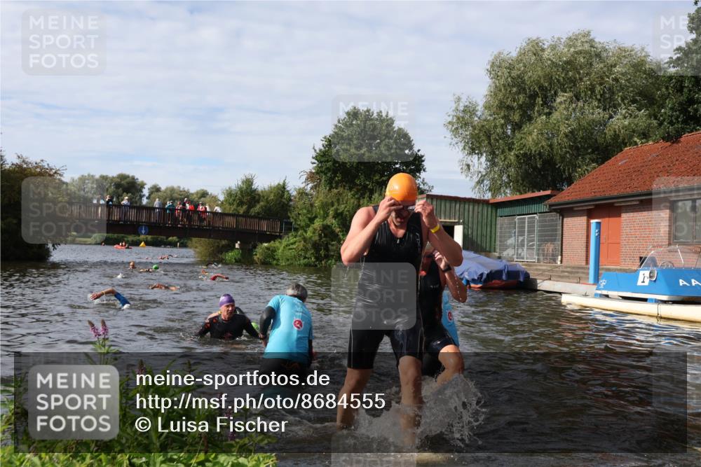 31.08.2025 - Elbe Triathlon Hamburg Luisa Fischer http://msf.ph/oto/8684555 31.08.2025 10:29:27 Schwimmen 772, 1248, 1274, 1286, 1298, 1301 meine-sportfotos.de
