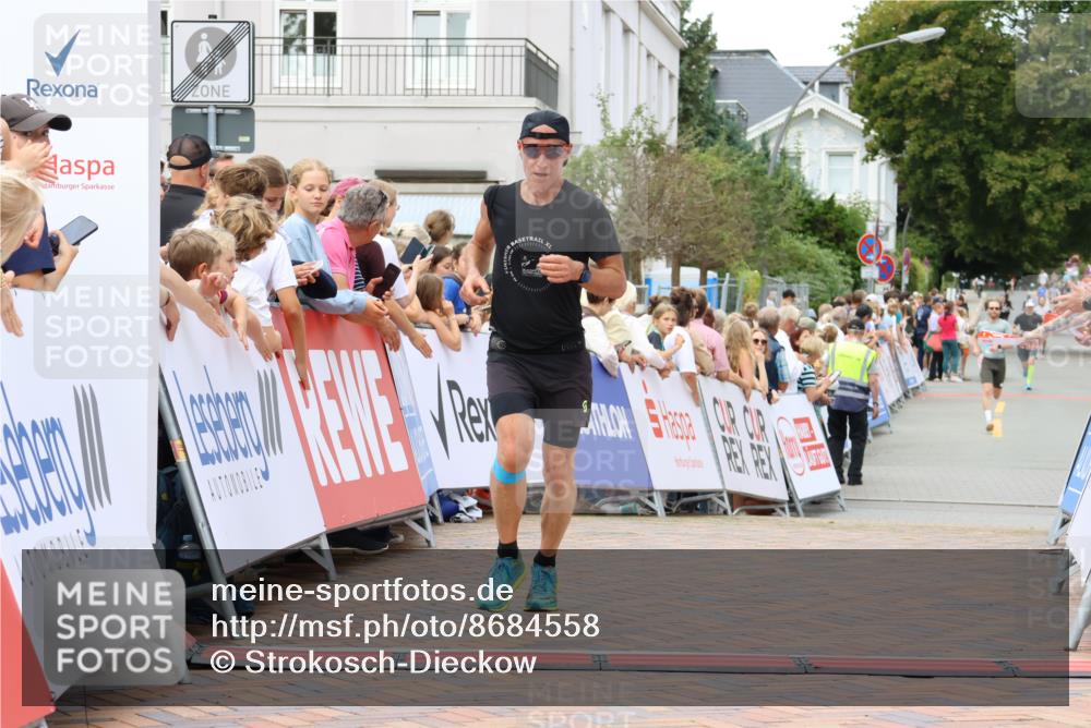 31.08.2025 - 21. Blankeneser Heldenlauf Strokosch-Dieckow http://msf.ph/oto/8684558 31.08.2025 12:02:32 Ziel  meine-sportfotos.de
