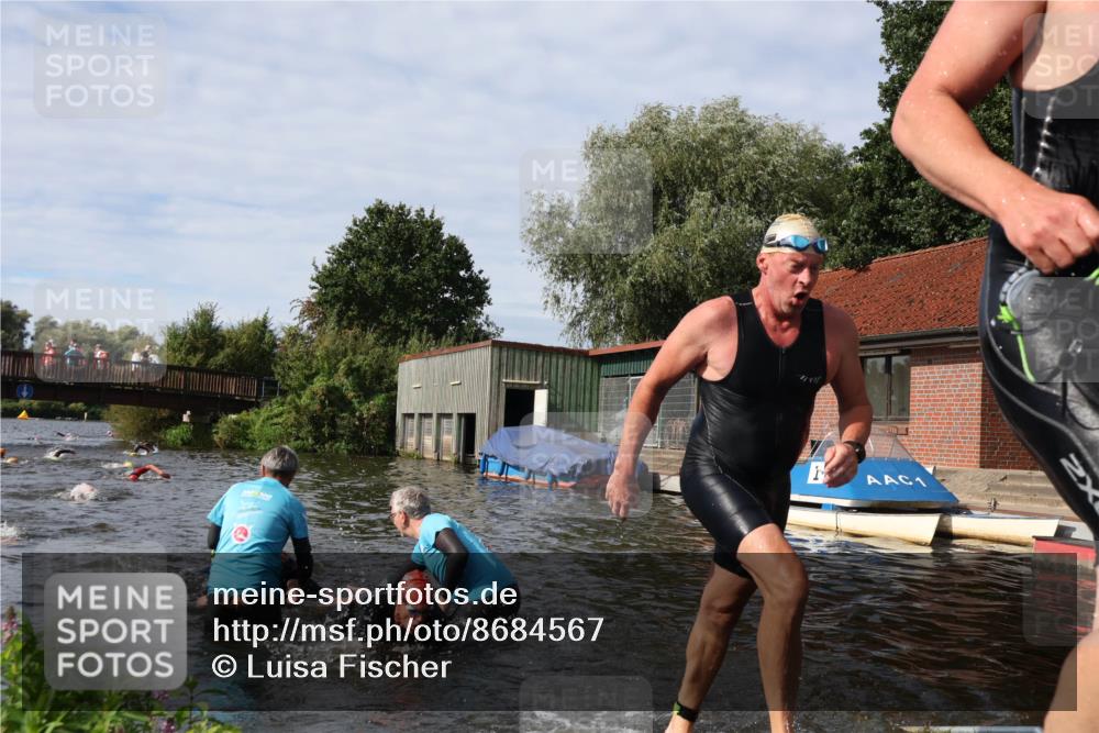 31.08.2025 - Elbe Triathlon Hamburg Luisa Fischer http://msf.ph/oto/8684567 31.08.2025 10:29:29 Schwimmen 772, 1248, 1265, 1274, 1286, 1301 meine-sportfotos.de