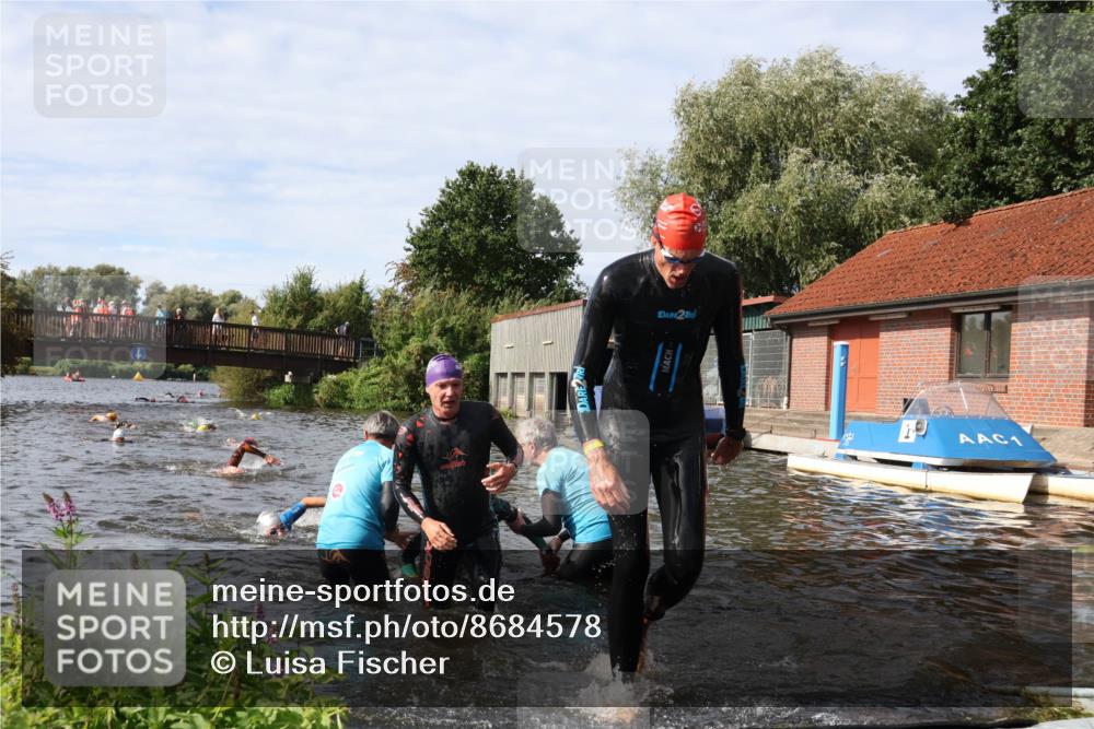 31.08.2025 - Elbe Triathlon Hamburg Luisa Fischer http://msf.ph/oto/8684578 31.08.2025 10:29:33 Schwimmen 772, 1248, 1265, 1274, 1286, 1301 meine-sportfotos.de