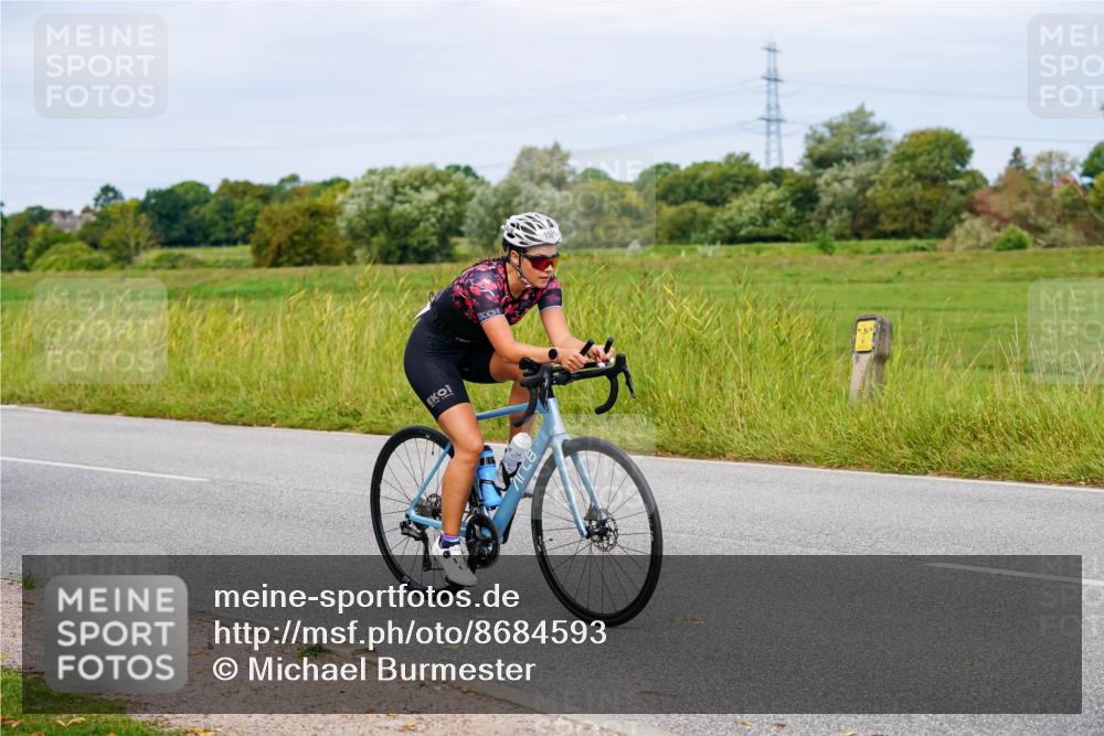 31.08.2025 - Elbe Triathlon Hamburg Michael Burmester http://msf.ph/oto/8684593 31.08.2025 11:22:15 Radfahren 1510, 1521, 1527, 1529, 1532, 1581, 1595 meine-sportfotos.de