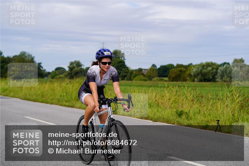 31.08.2025 - Elbe Triathlon Hamburg Michael Burmester http://msf.ph/oto/8684672 31.08.2025 11:22:58 Radfahren 1545 meine-sportfotos.de