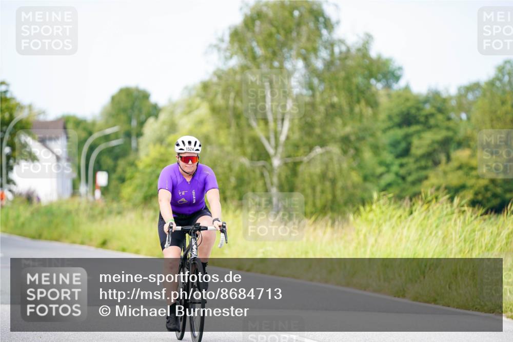 31.08.2025 - Elbe Triathlon Hamburg Michael Burmester http://msf.ph/oto/8684713 31.08.2025 11:24:13 Radfahren 1347, 1524, 1554 meine-sportfotos.de