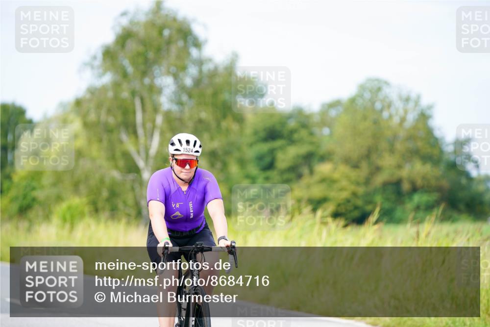 31.08.2025 - Elbe Triathlon Hamburg Michael Burmester http://msf.ph/oto/8684716 31.08.2025 11:24:14 Radfahren 1347, 1524, 1554, 1611 meine-sportfotos.de