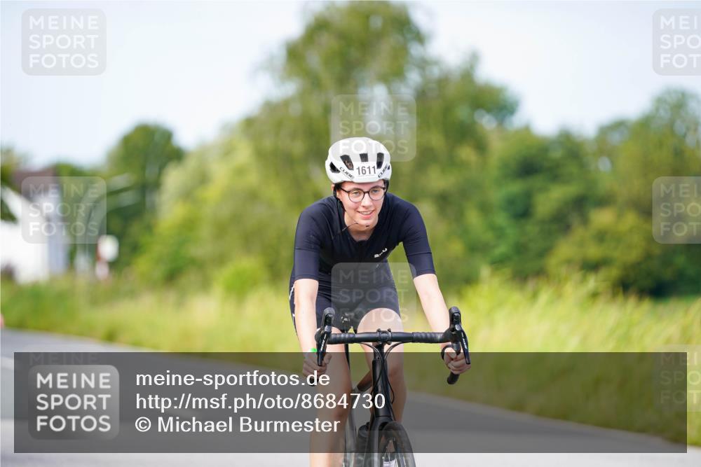 31.08.2025 - Elbe Triathlon Hamburg Michael Burmester http://msf.ph/oto/8684730 31.08.2025 11:24:21 Radfahren 1554, 1561, 1577, 1611 meine-sportfotos.de
