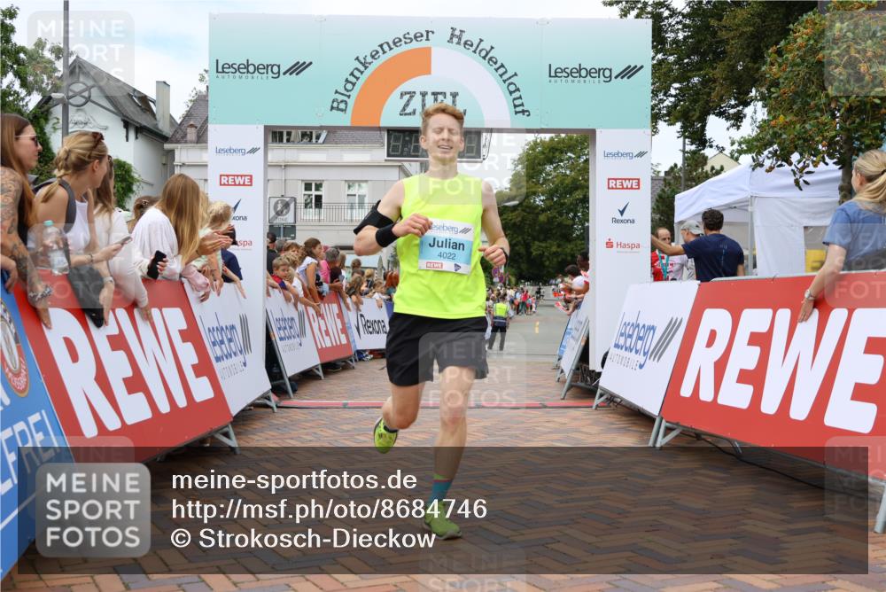 31.08.2025 - 21. Blankeneser Heldenlauf Strokosch-Dieckow http://msf.ph/oto/8684746 31.08.2025 12:01:52 Ziel 4022 meine-sportfotos.de
